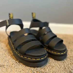 Dr. Martens Blair Platforms Sandals Size 6 in women’s